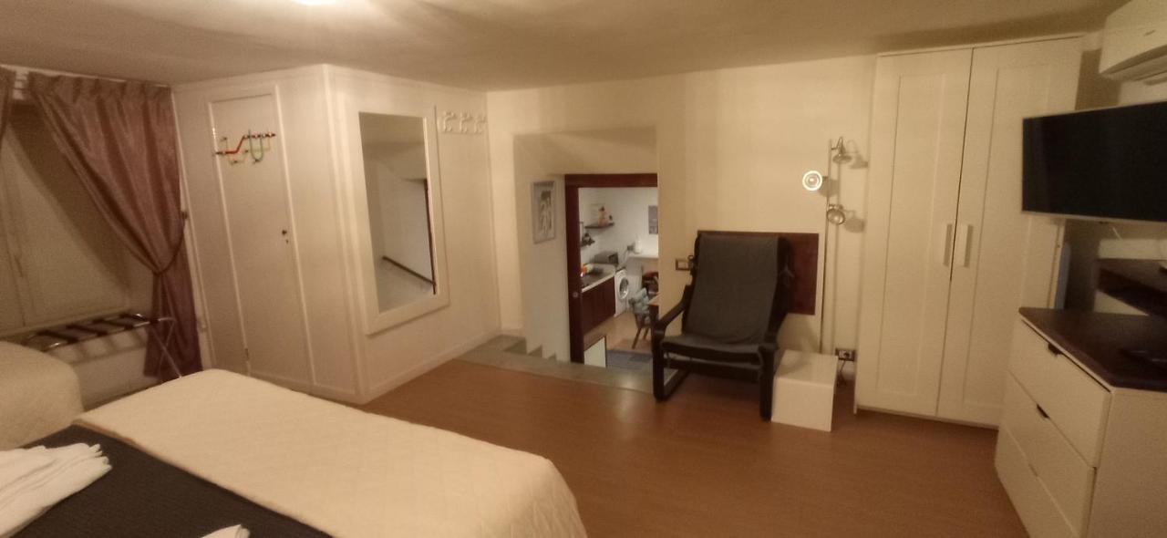 La Residenza Napoli Chiaia Short Let Apartment Superior Via Chiaia 82 Exteriör bild